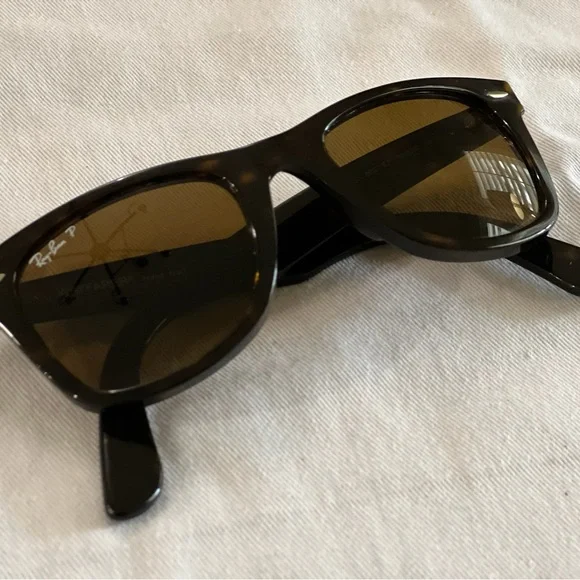 ray ban sunglasses - Picture 1 of 4